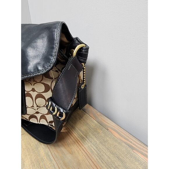 COACH AUTHENTIC BLEEKER SIGNATURE CANVAS LEATHER FLAP SHOULDER BAG 11434 - Picture 5 of 16